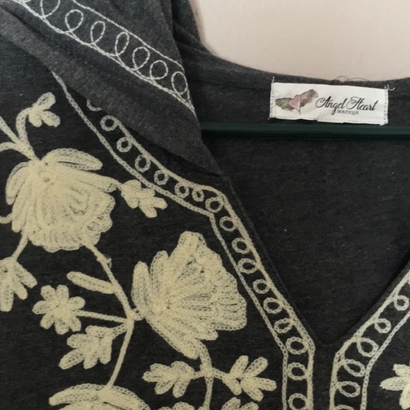 Tunic - Picture 2 of 3